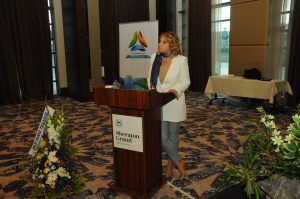 Işığa Uzanan Eller görseli