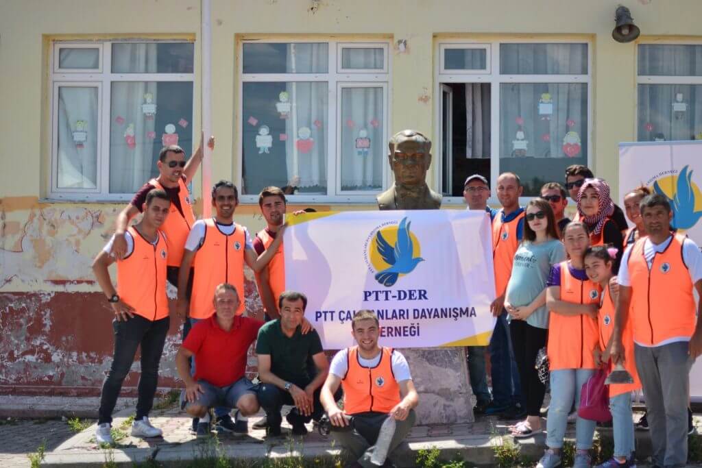 ELVİN ve PTT-DER Düzardıç Köyü Okul Boyama ve Çocuk Şenliği görseli