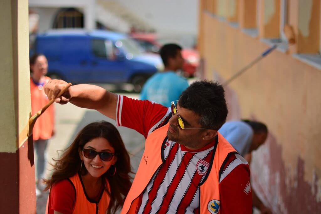 ELVİN ve PTT-DER Düzardıç Köyü Okul Boyama ve Çocuk Şenliği görseli