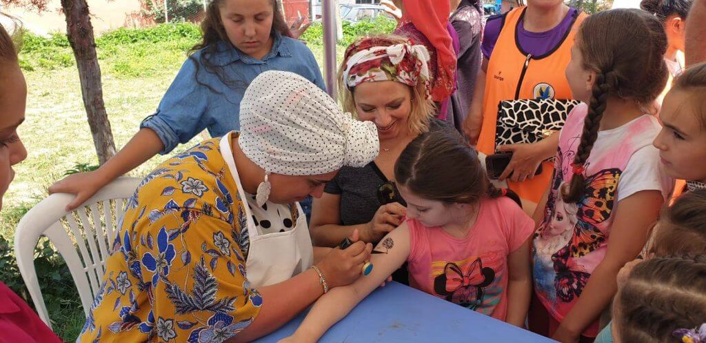 ELVİN ve PTT-DER Düzardıç Köyü Okul Boyama ve Çocuk Şenliği görseli