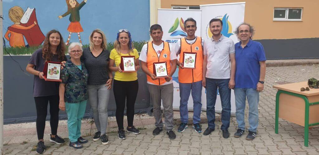 ELVİN ve PTT-DER Düzardıç Köyü Okul Boyama ve Çocuk Şenliği görseli