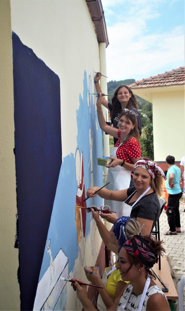 ELVİN ve PTT-DER Düzardıç Köyü Okul Boyama ve Çocuk Şenliği görseli