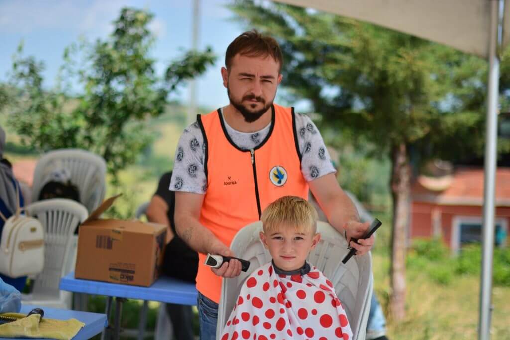 ELVİN ve PTT-DER Düzardıç Köyü Okul Boyama ve Çocuk Şenliği görseli