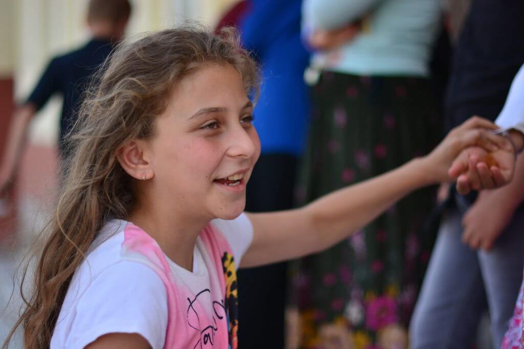 ELVİN ve PTT-DER Düzardıç Köyü Okul Boyama ve Çocuk Şenliği görseli