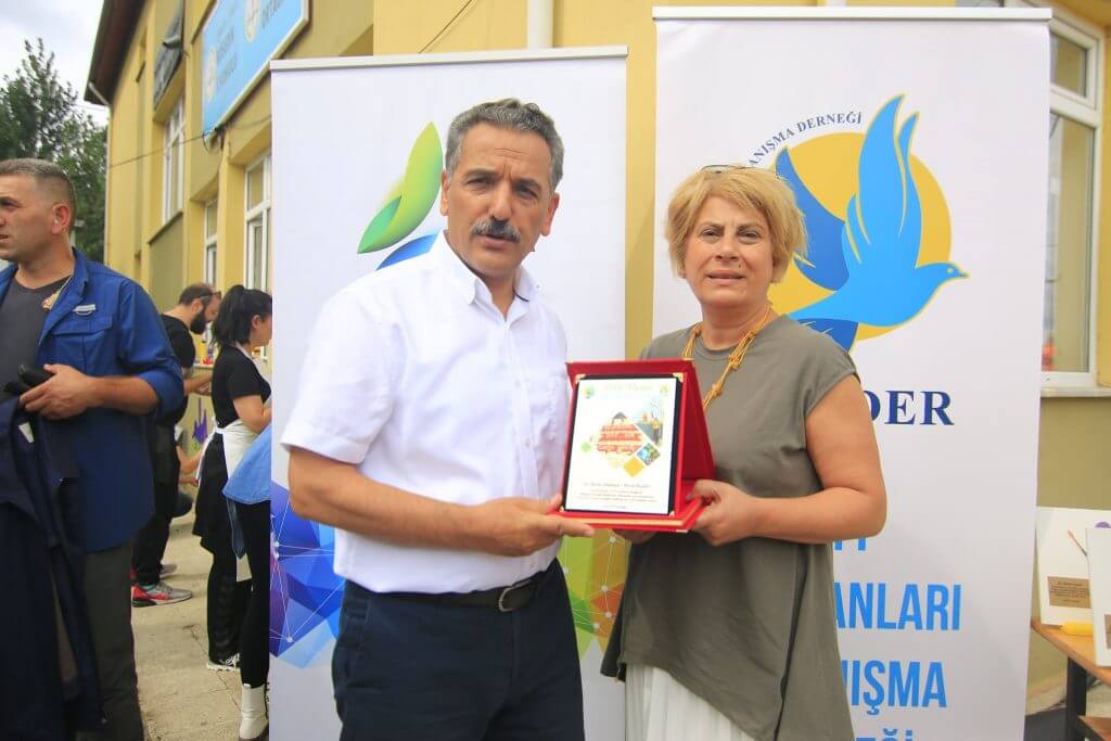 ELVİN ve PTT-DER Kösedik Köyü Çocuk Şenliği görseli