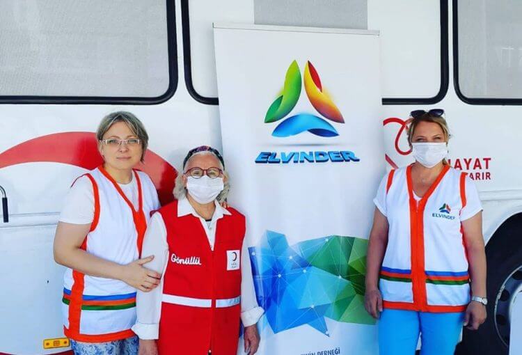 ELVİNDER KIZILAY Kan Bağışı görseli