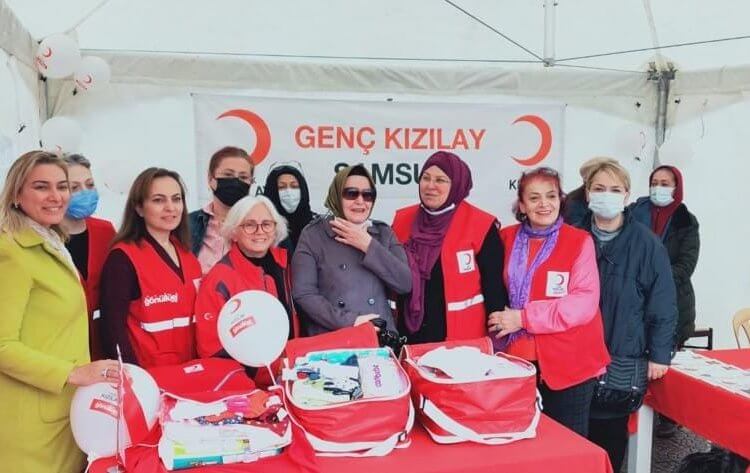 ELVİNDER ve KIZILAY El Ele görseli