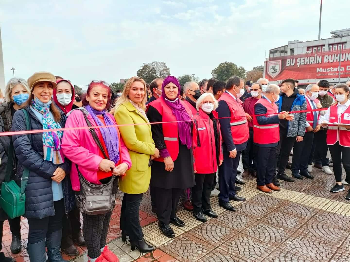 ELVİNDER KIZILAY HAFTASI ETKİNLİKLERİNE KATILDI
